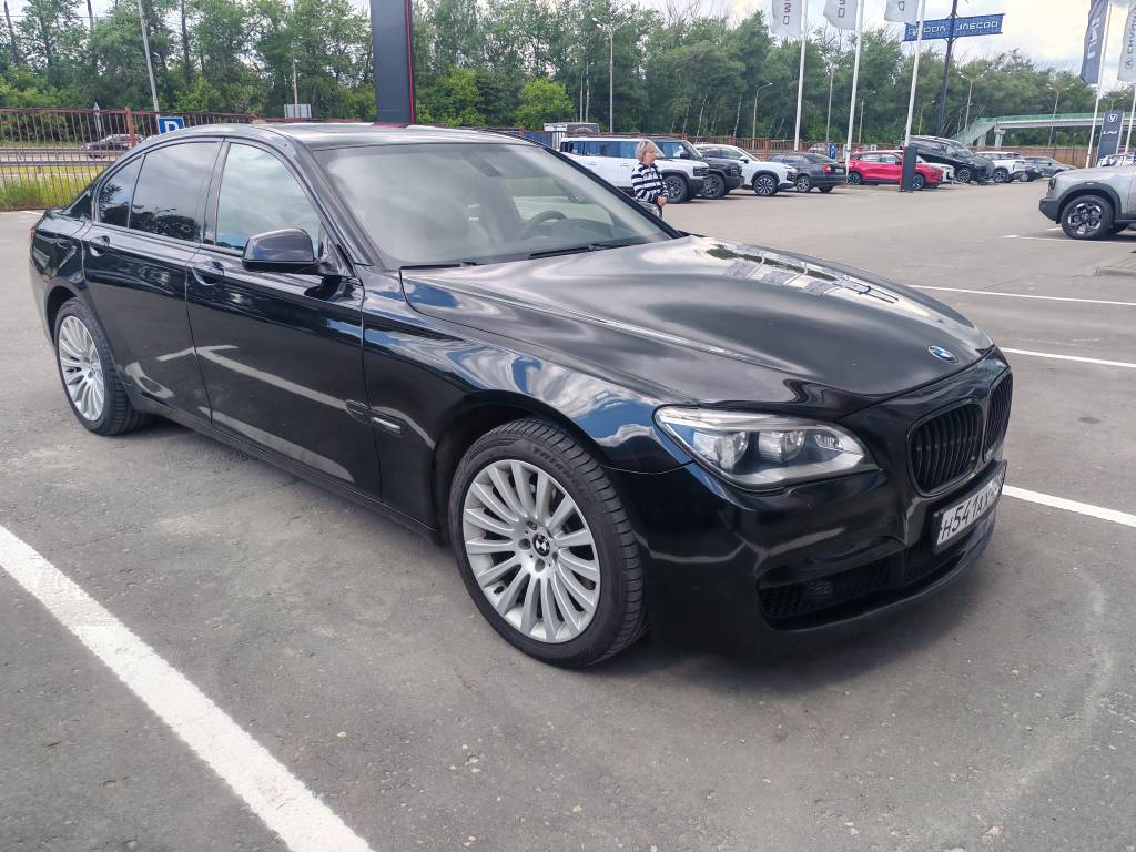 BMW 7 серия