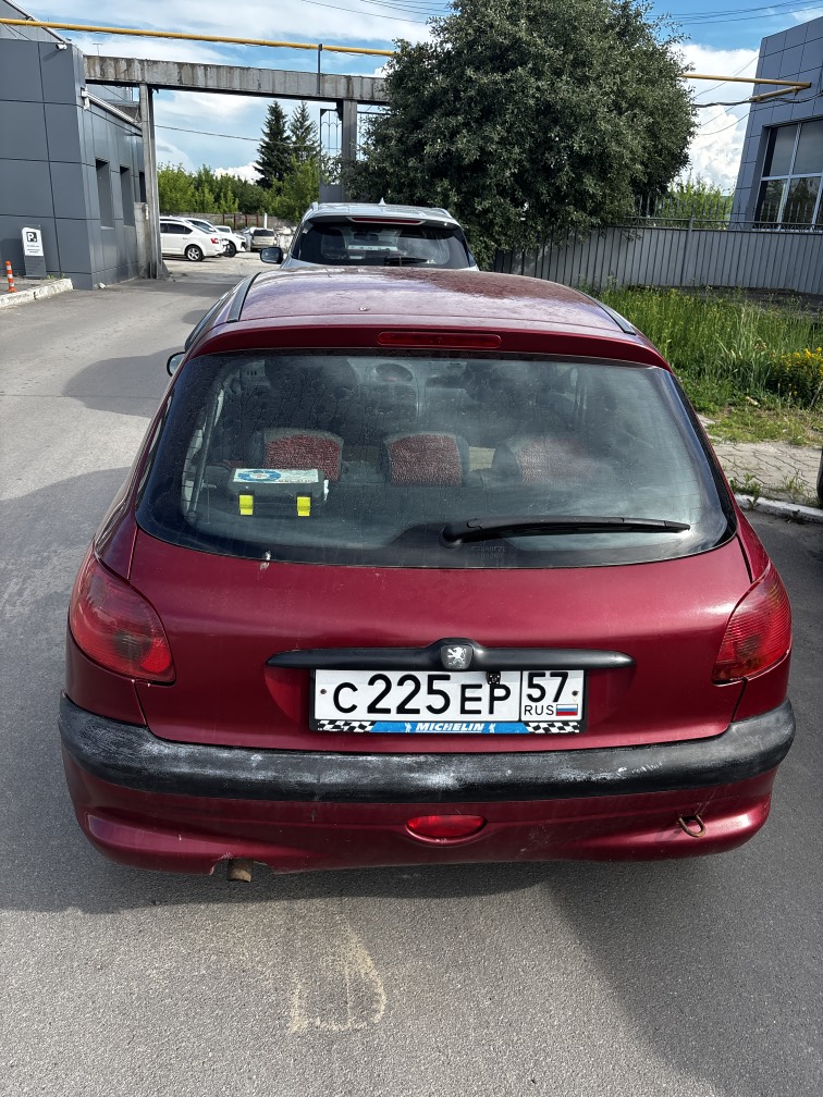 Peugeot 206